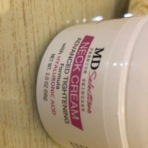 MD selections Neck Cream